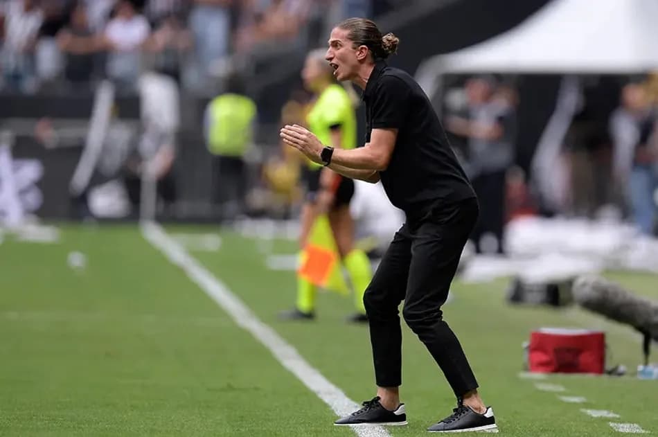 Beşiktaş'ın teknik direktör adayları arasında Filipe Luis iddiası