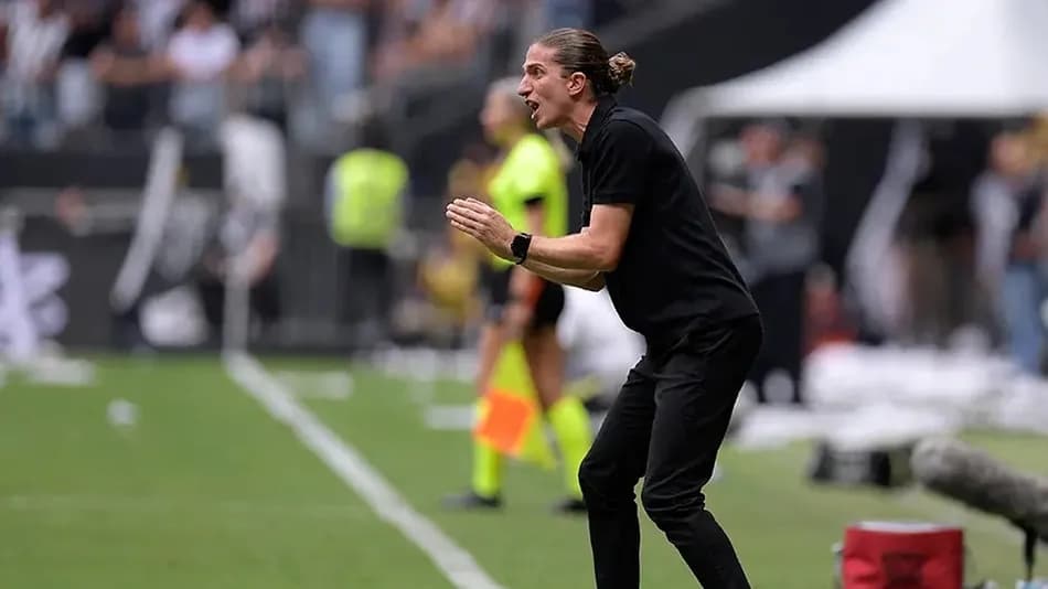 Beşiktaş'ın teknik direktör adayları arasında Filipe Luis iddiası
