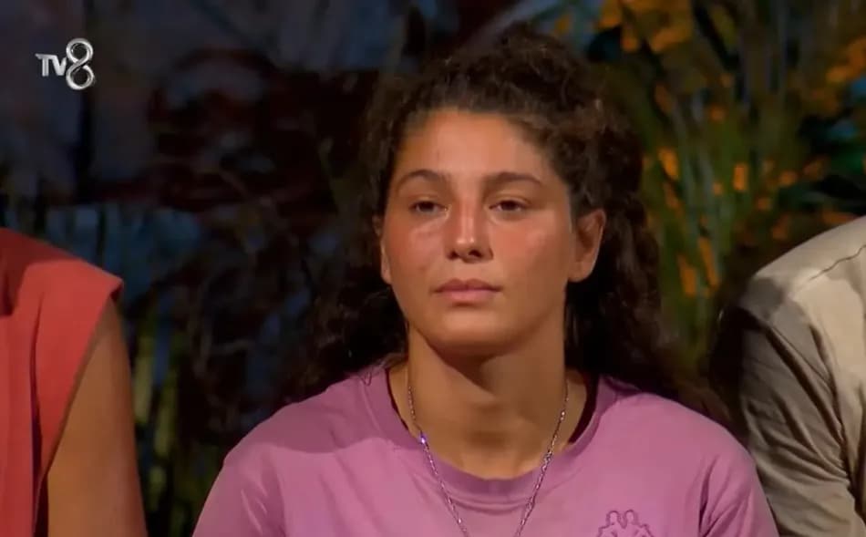 Diskalifiye Edilen Survivor Yarışmacısı Seren Ay'dan Can Berkay'a Sert Sözler