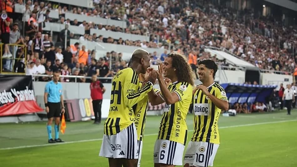Fenerbahçe, Şampiyonlar Ligi için Lyon deplasmanında