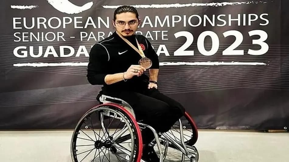 Para-Karate Avrupa Şampiyonu Berkay Uslu’nun hedefi dünya şampiyonluğu