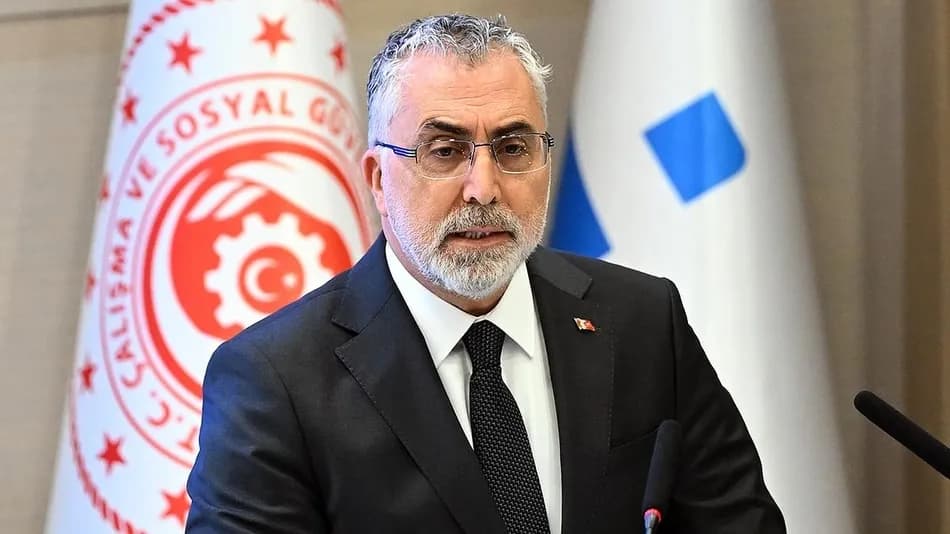 Vedat Işıkhan: Kurban Bayramı ikramiyesi 4 bin TL olarak ödenecek