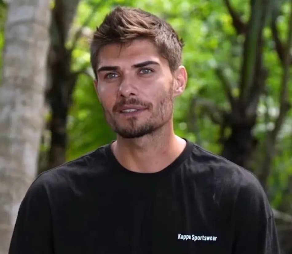 Survivor'da Barış hakkında yemek çalma iddiası gündeme geldi