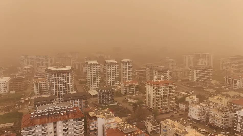 Meteoroloji'den 13 il için çöl tozu uyarısı