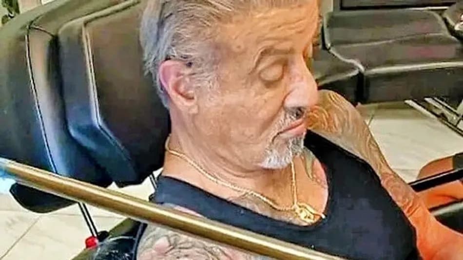 Sylvester Stallone'un Jennifer Flavin Dövmesi Yeniden Gündem Oldu