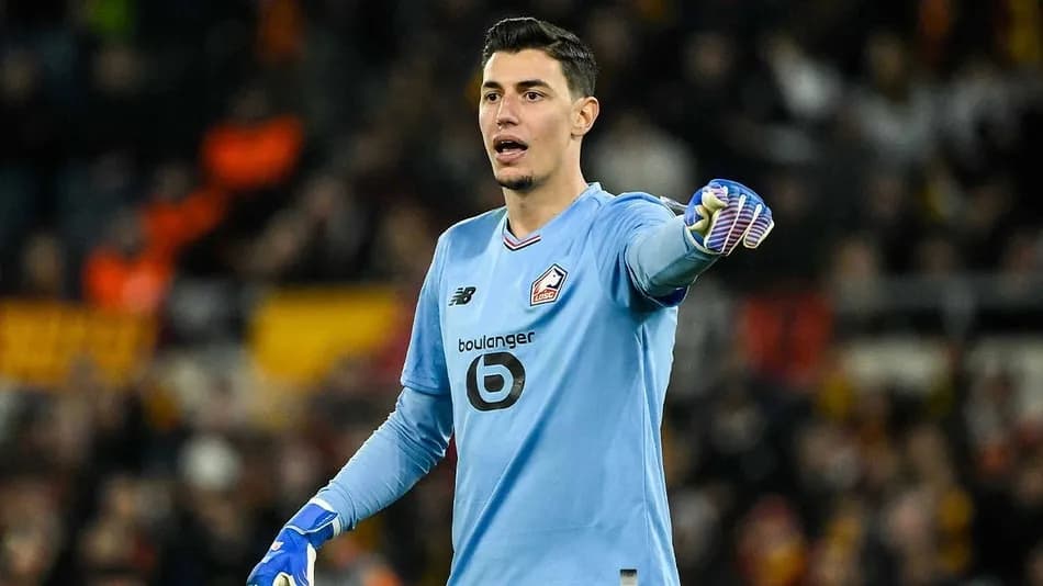 Berke Özer, Ligue 1'de kalesini en çok gole kapatan kaleci oldu