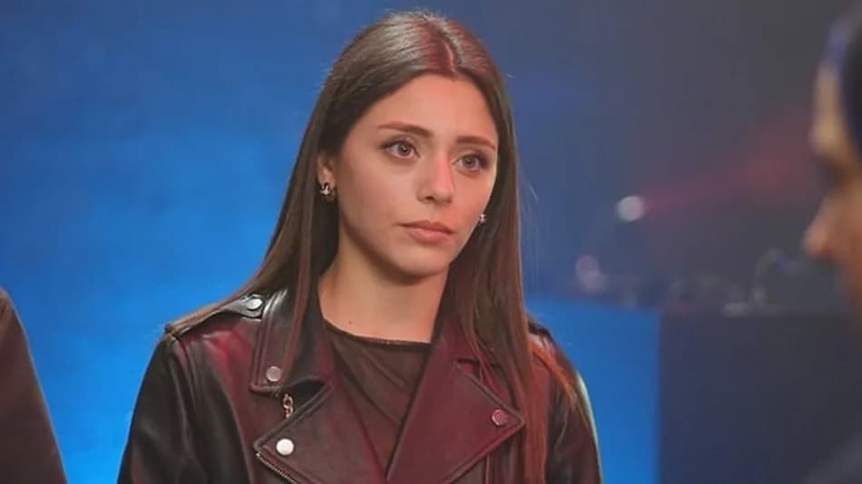 Sıla Türkoğlu’ndan Kızılcık Şerbeti göndermesi