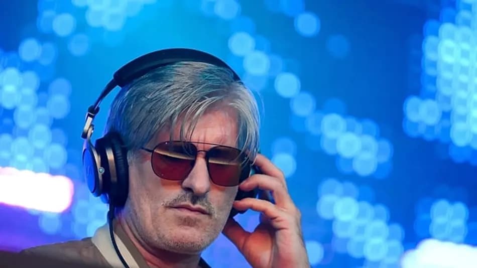 DJ Kavinsky Paris’te Ölü Bulundu İddiası