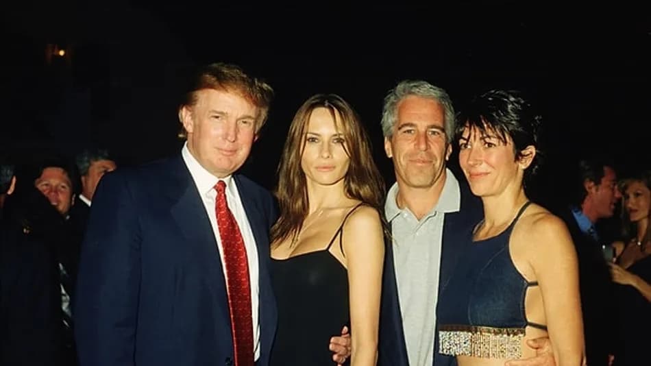 İstanbul’da NATO Zirvesi Öncesi Trump’a Epstein Protestosu