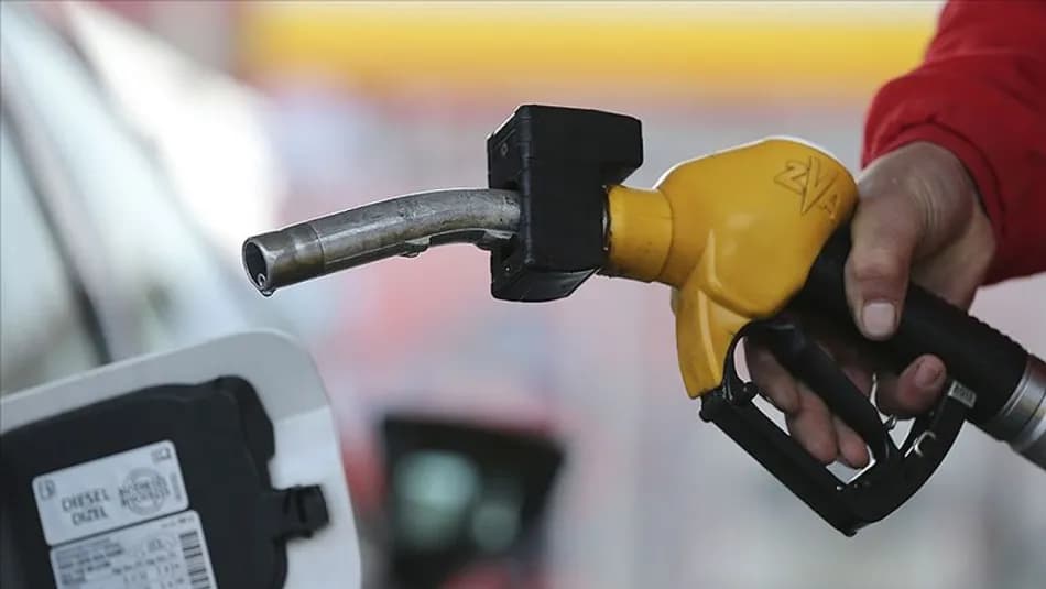 Petrol fiyatlarındaki gerileme sonrası benzin ve motorinde indirim beklentisi oluştu