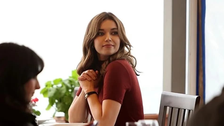 Afra Saraçoğlu A.B.İ. Dizisinden Neden Ayrıldığını Açıkladı