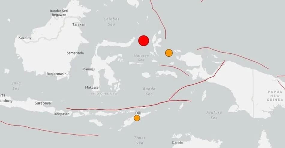 Endonezya açıklarında 7,4 büyüklüğünde deprem meydana geldi