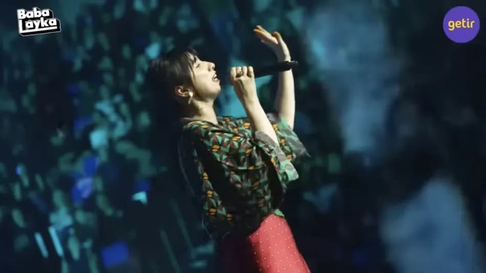 Murat Dalkılıç, Nikbinler performansına ilişkin yapay zeka eleştirisini yineledi