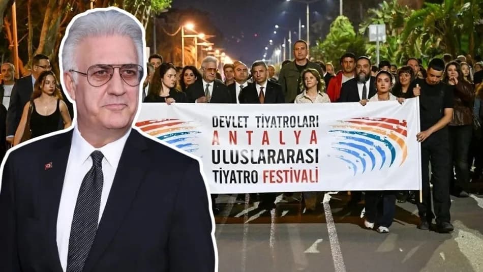 Tamer Karadağlı, Antalya Tiyatro Festivali açılışında protesto edildi