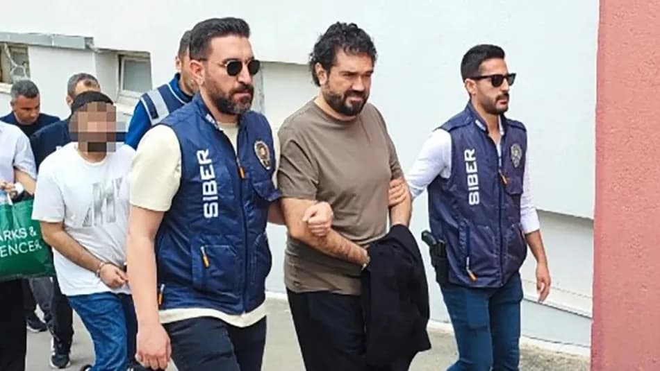 Rasim Ozan Kütahyalı hakkında sahte plaka ve 'change araç' iddiası gündeme geldi