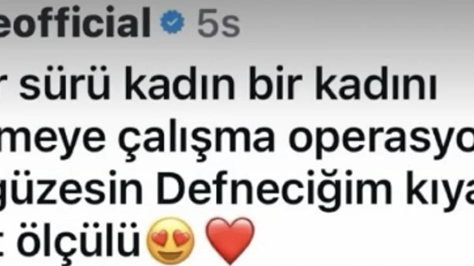 Hatice'den Defne Samyeli'ye sahne kıyafeti tartışmasında destek