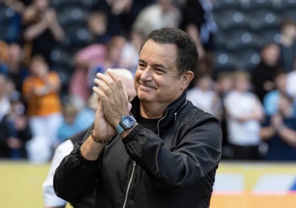 Acun Ilıcalı'nın sahibi olduğu Hull City, Premier Lig'e yükseldi
