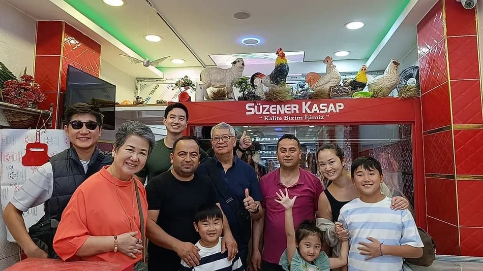 Filipinli Aile Google Haritalar ile Yozgat Çekerek’i Ziyaret Etti