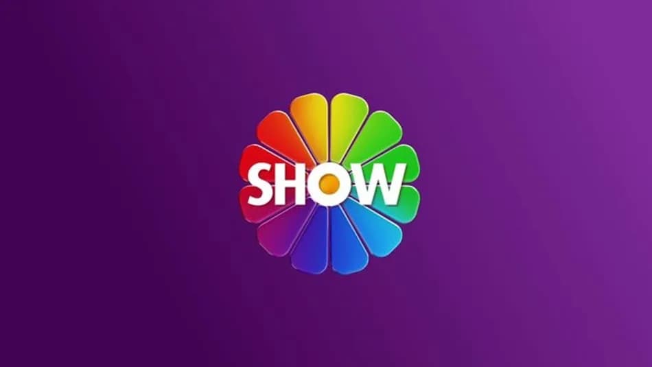 Show TV'nin yaz dizisi Muhtemel Aşk'ın kadın başrolü Ayça Ayşin Turan oldu