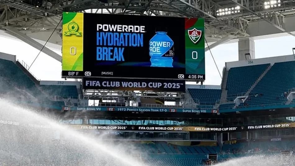 FIFA, Dünya Kupası'ndaki Zorunlu Su Molalarını Gözden Geçirecek