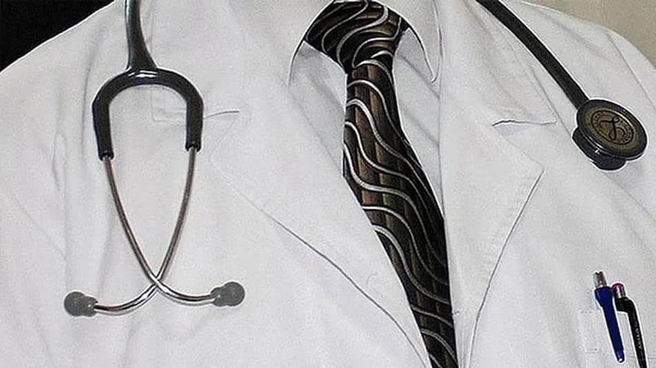 Antalya’da doktorlara ABD borsası vaadiyle dolandırıcılık iddiası