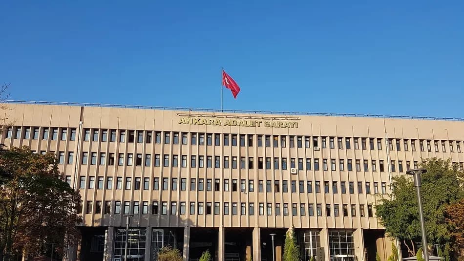 Ankara Adliyesi’nde zabıt katibi emanet paraları zimmete geçirmekle suçlandı