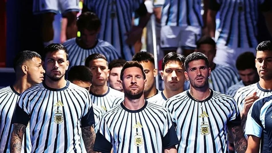 Lionel Messi’nin Arjantin’le sahaya çıkışı viral oldu
