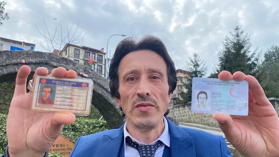 Rize'de Seyfullah Gökyıldız, ismini mahkeme kararıyla Atom olarak değiştirdi