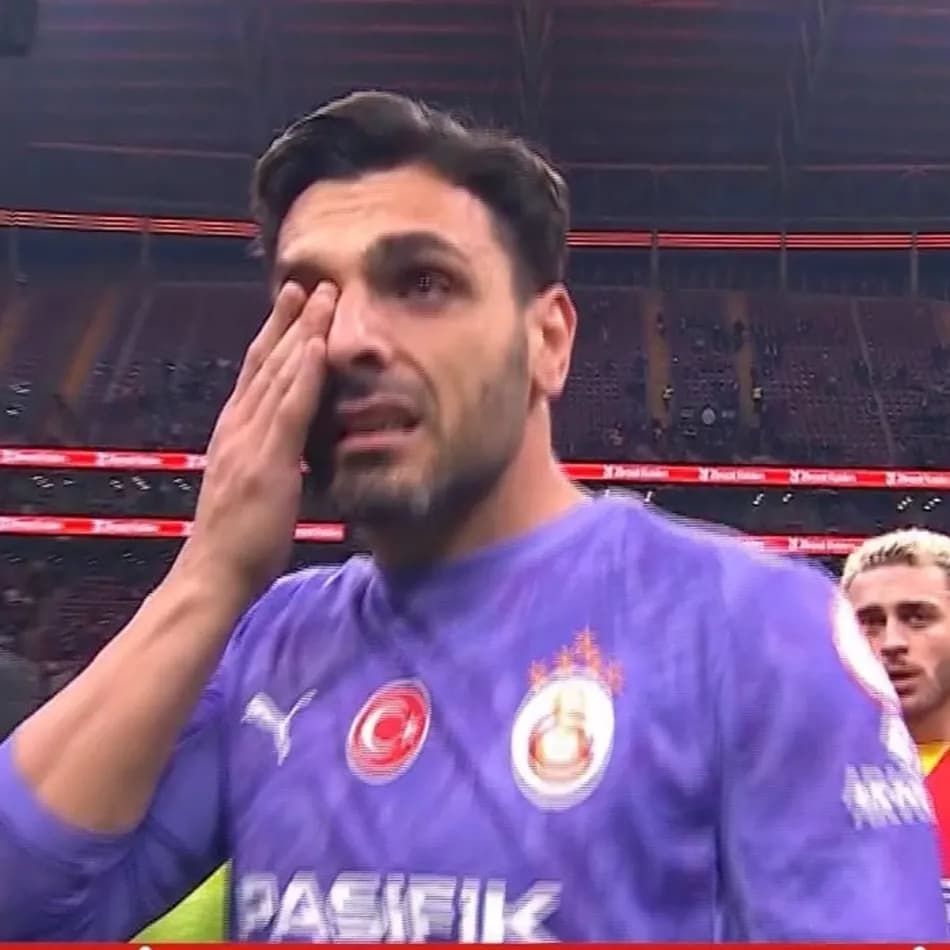 Galatasaray kalecisi Günay Güvenç, Gençlerbirliği maçının ardından gözyaşlarına hakim olamadı