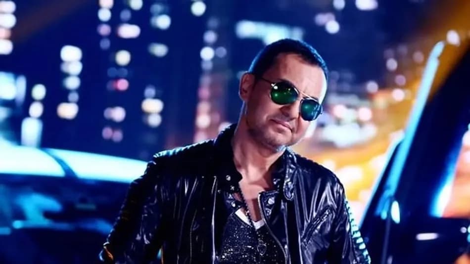 Serdar Ortaç sağlık durumu nedeniyle konserlerini erteledi