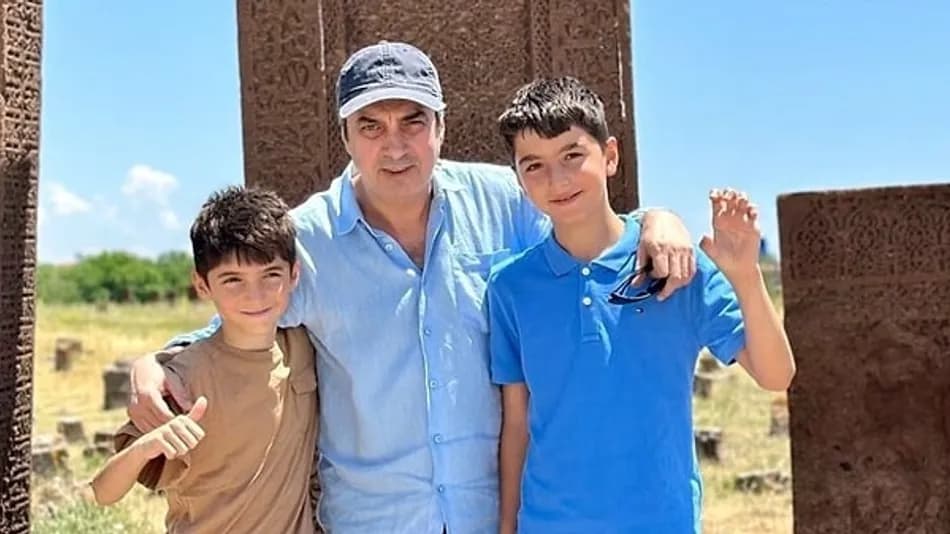 Necati Şaşmaz oğulları Ali Nadir ve Yusuf Emir ile Ahlat’ta