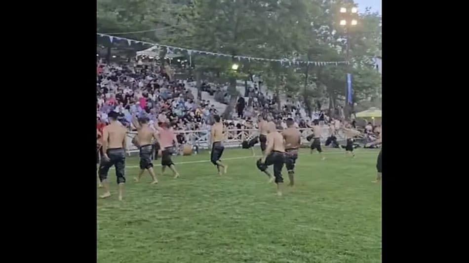 Yunanistan’daki Pachlivanis Yağlı Güreşleri Türkiye’de Viral Oldu