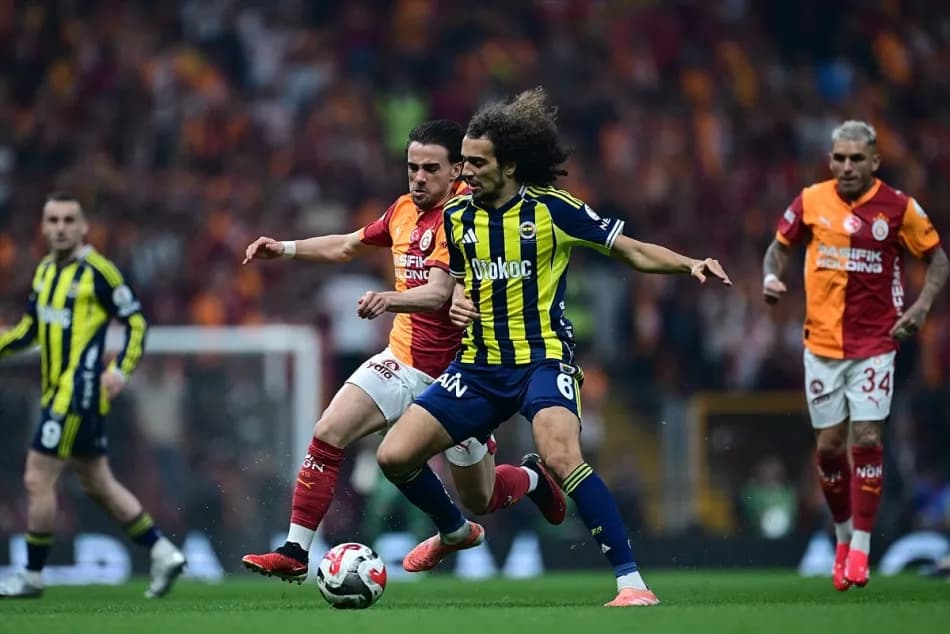 Galatasaray, derbide Fenerbahçe'yi 3-0 mağlup etti
