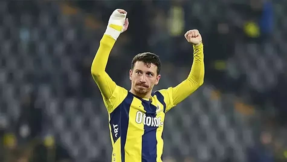 Mert Hakan Yandaş'tan derbi öncesi paylaşım