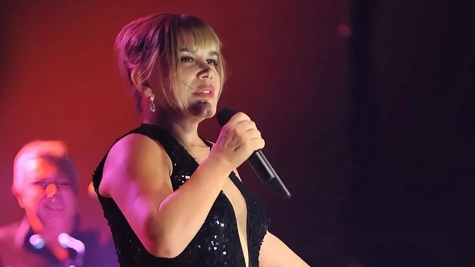 Sezen Aksu ile Zerrin Özer küslüğünde “Gidemem” detayı yeniden gündemde