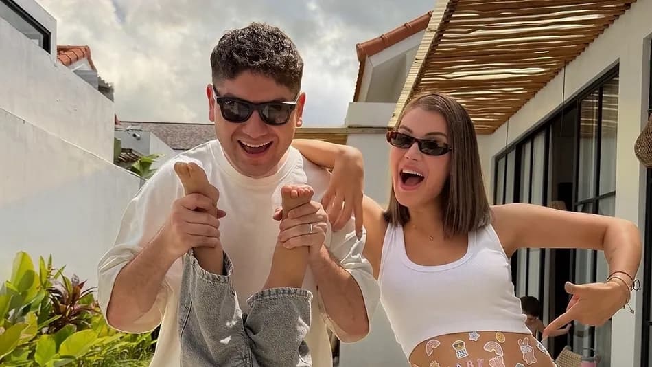 Atakan ve Selen Özyurt çiftinin ikinci bebeklerinin cinsiyeti açıklandı
