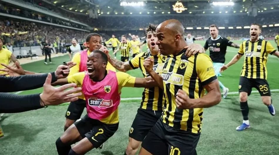 Joao Mario’nun uzatma dakikalarındaki golü AEK’e şampiyonluğu getirdi