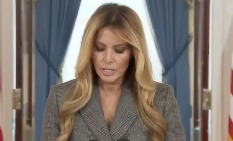 Melania Trump, Beyaz Saray'daki açıklamasında Epstein iddialarını reddetti
