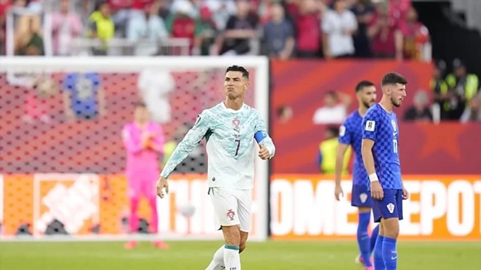 Cristiano Ronaldo Rekor Kırdı, Portekiz Hırvatistan’ı Eledi