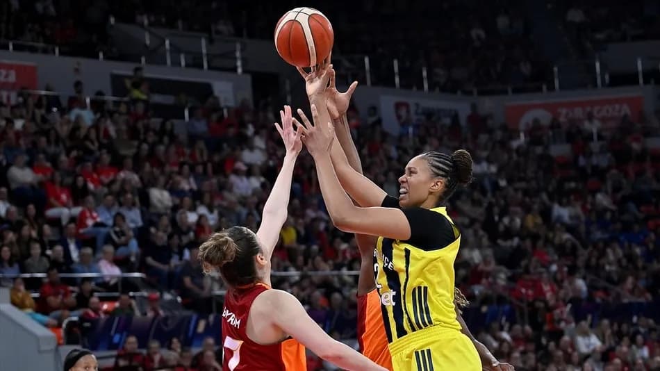 Fenerbahçe Opet, Galatasaray Çağdaş Faktoring'i yenerek EuroLeague şampiyonu oldu