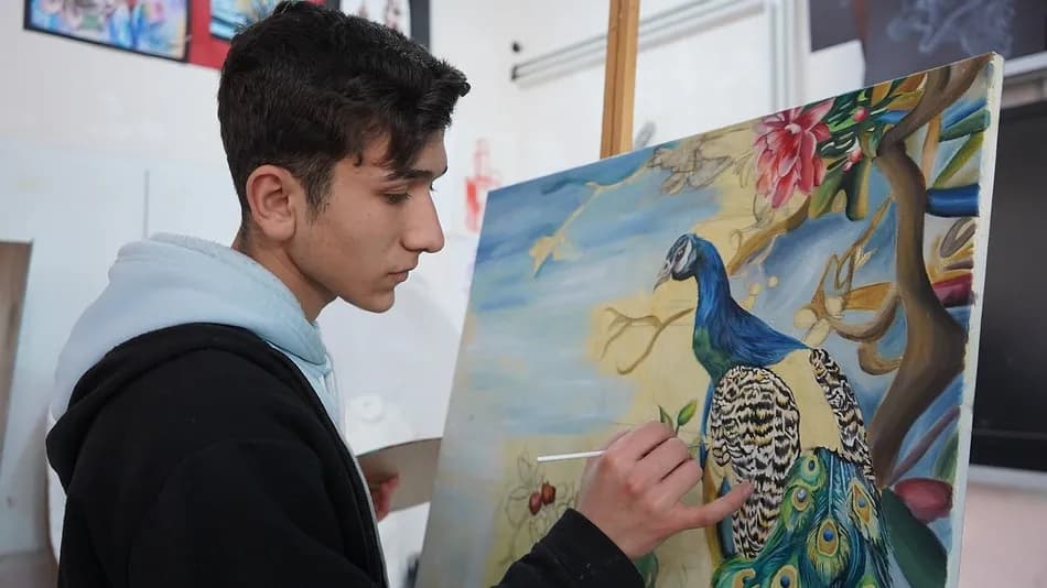 Şırnaklı öğrenci Hüsam Oral, ABD’de iki sanat okulundan kabul aldı