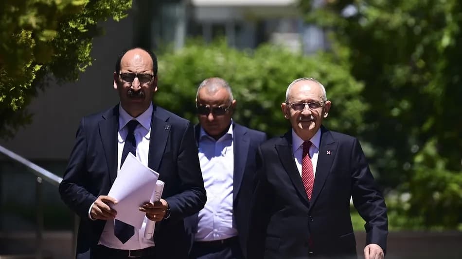 Kemal Kılıçdaroğlu 3 yıl sonra CHP Genel Merkezi’nde
