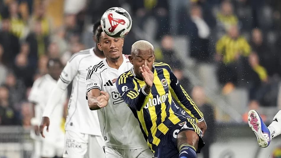 Fenerbahçe, derbiye ilk 11’de Türk oyuncu olmadan çıktı
