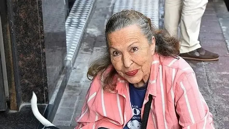 Panter Emel olarak tanınan Emel Yıldız hayatını kaybetti