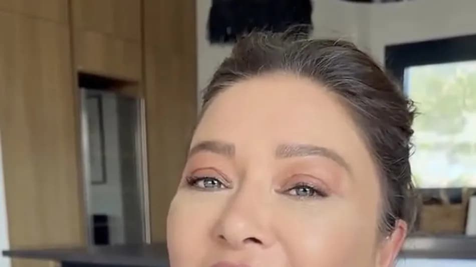 Nurgül Yeşilçay Ömür Usta Dizisi İçin Senaryo Paylaştı