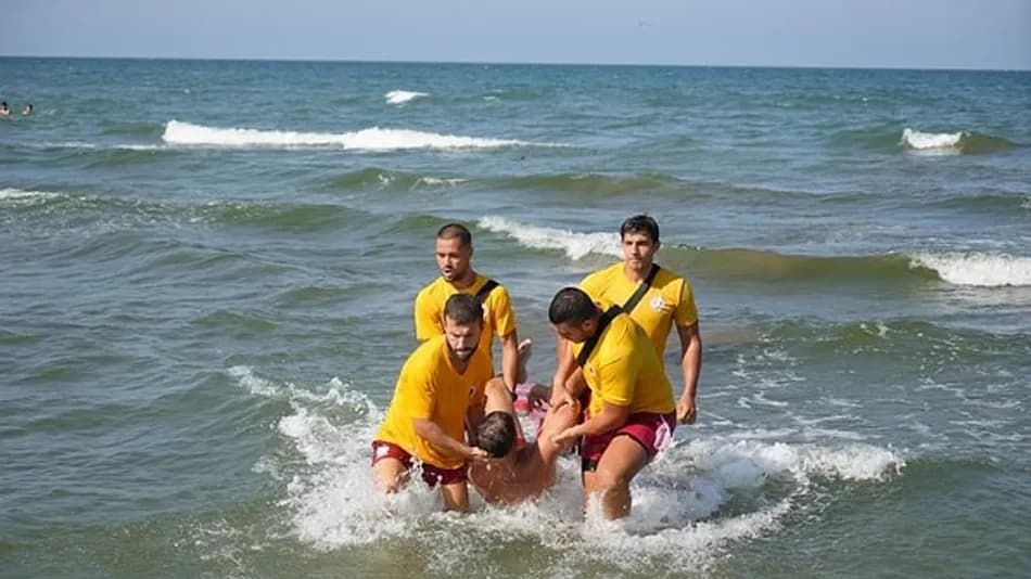 Karadeniz’de rip akıntısı uyarısı: 4 ilden gelenlere çağrı