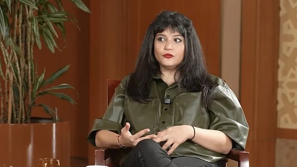 Feyza Civelek Kızılcık Şerbeti’ndeki Tartışılan Sahneyi Anlattı