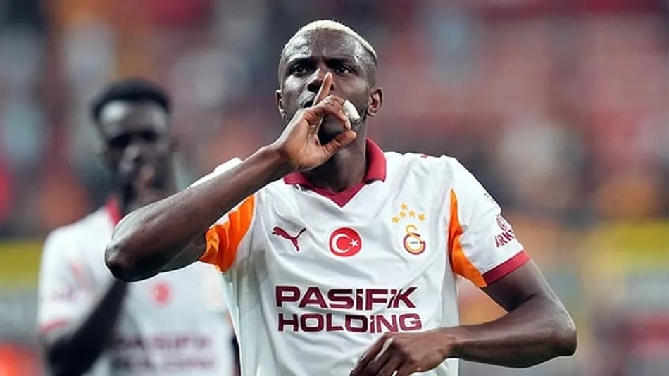 Arsenal Victor Osimhen transferi için maaş indirimi istiyor