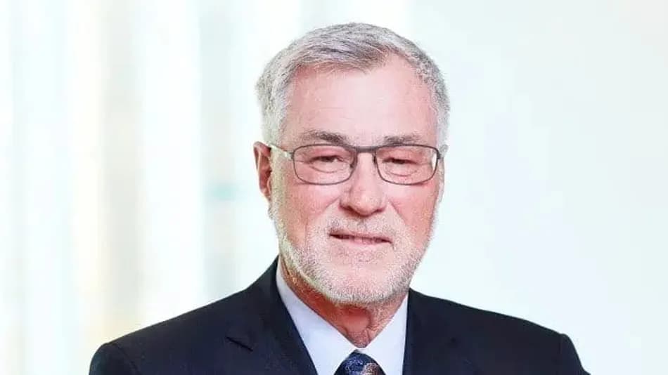 Milyarder yatırımcı Eric Sprott, altın için 10 bin dolar tahmininde bulundu