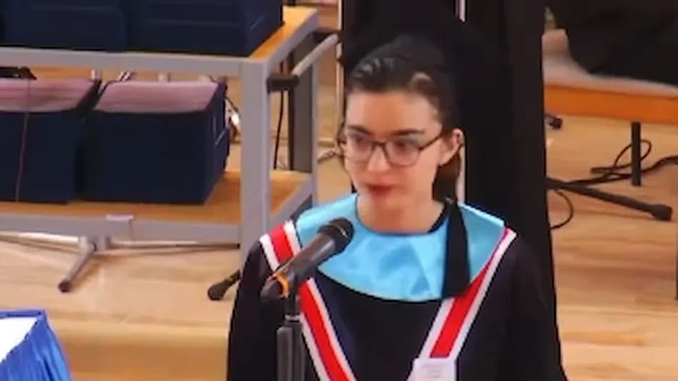 Bilkent Mezuniyetinde Bölüm Birincisinin Konuşması Viral Oldu